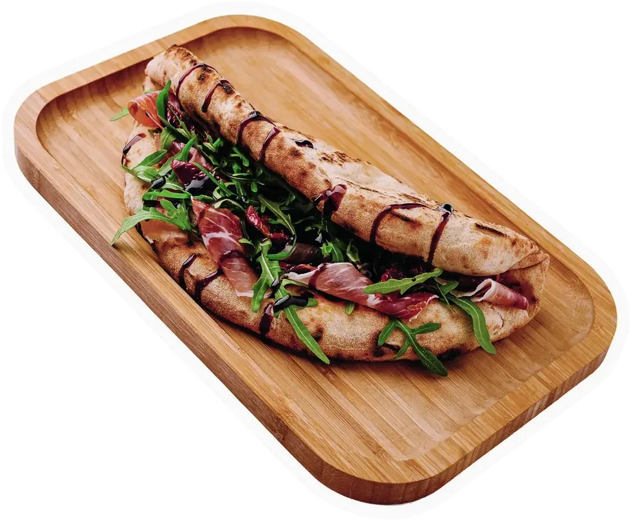 Piadina cu prosciutto crudo și mozzarella